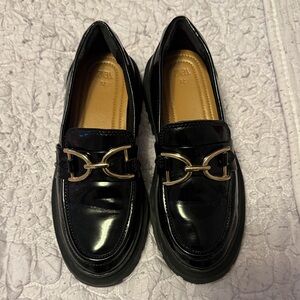 Zara Women's Glossy Black Loafers with Gold Accent